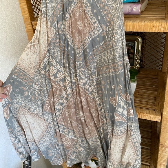 Dress/shirt - Picture 2 of 4